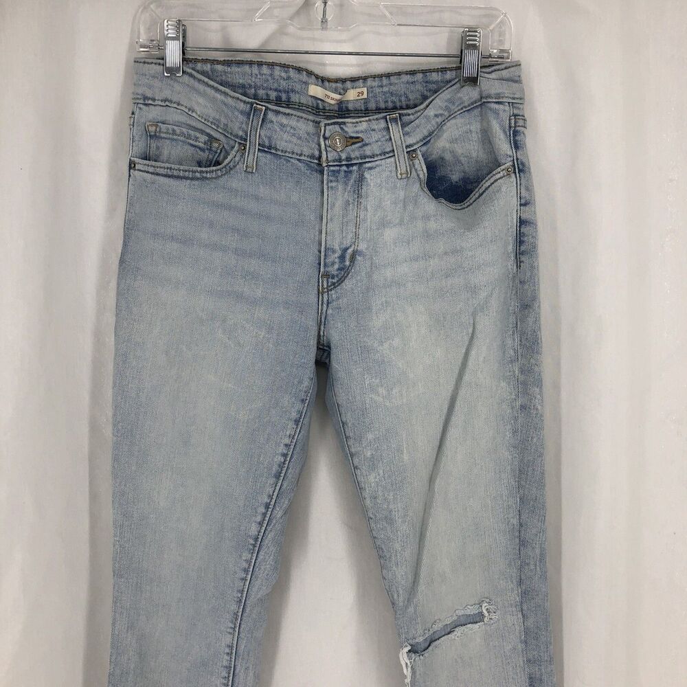LEVI'S 711 Skinny Low Rise Light Wash Blue Denim Distressed Jeans 29x31